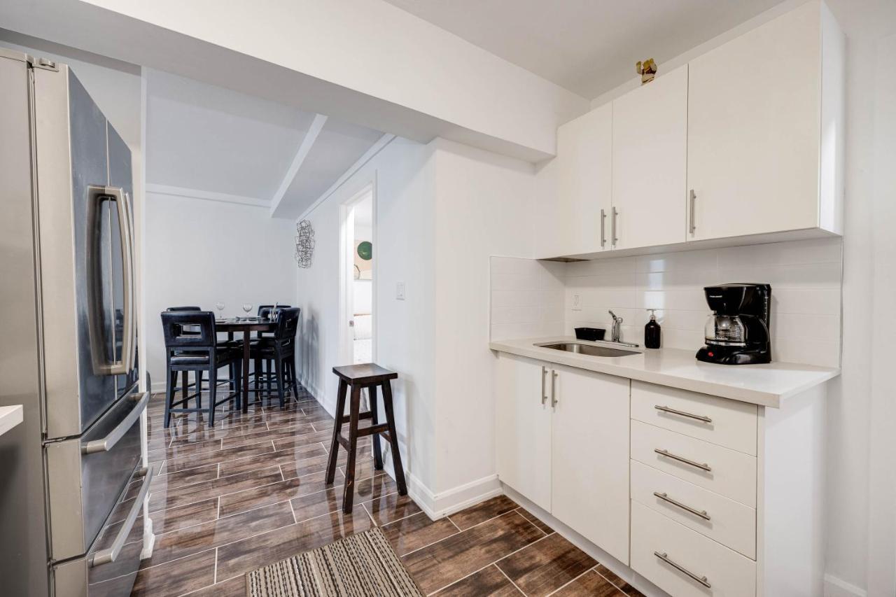 Ferienwohnung Bright Parkdale Court - Little Portugal W/ Free Parking Toronto Exterior foto